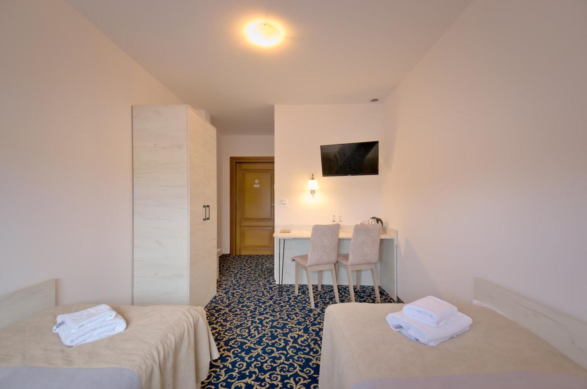 Hotel Sezam Махова Екстер'єр фото