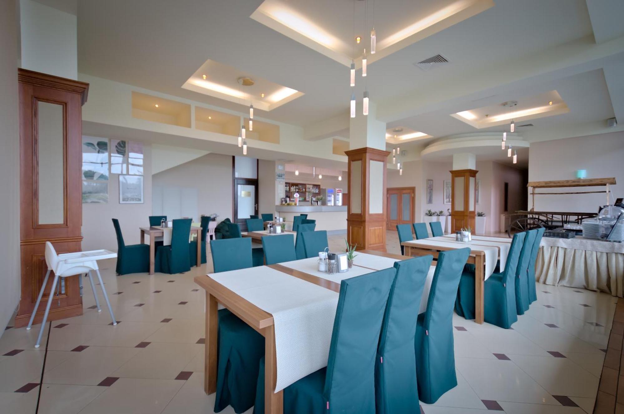 Hotel Sezam Махова Екстер'єр фото